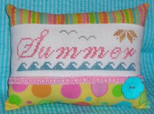 summer freebie cross stitch pattern, free Quaker design, beach